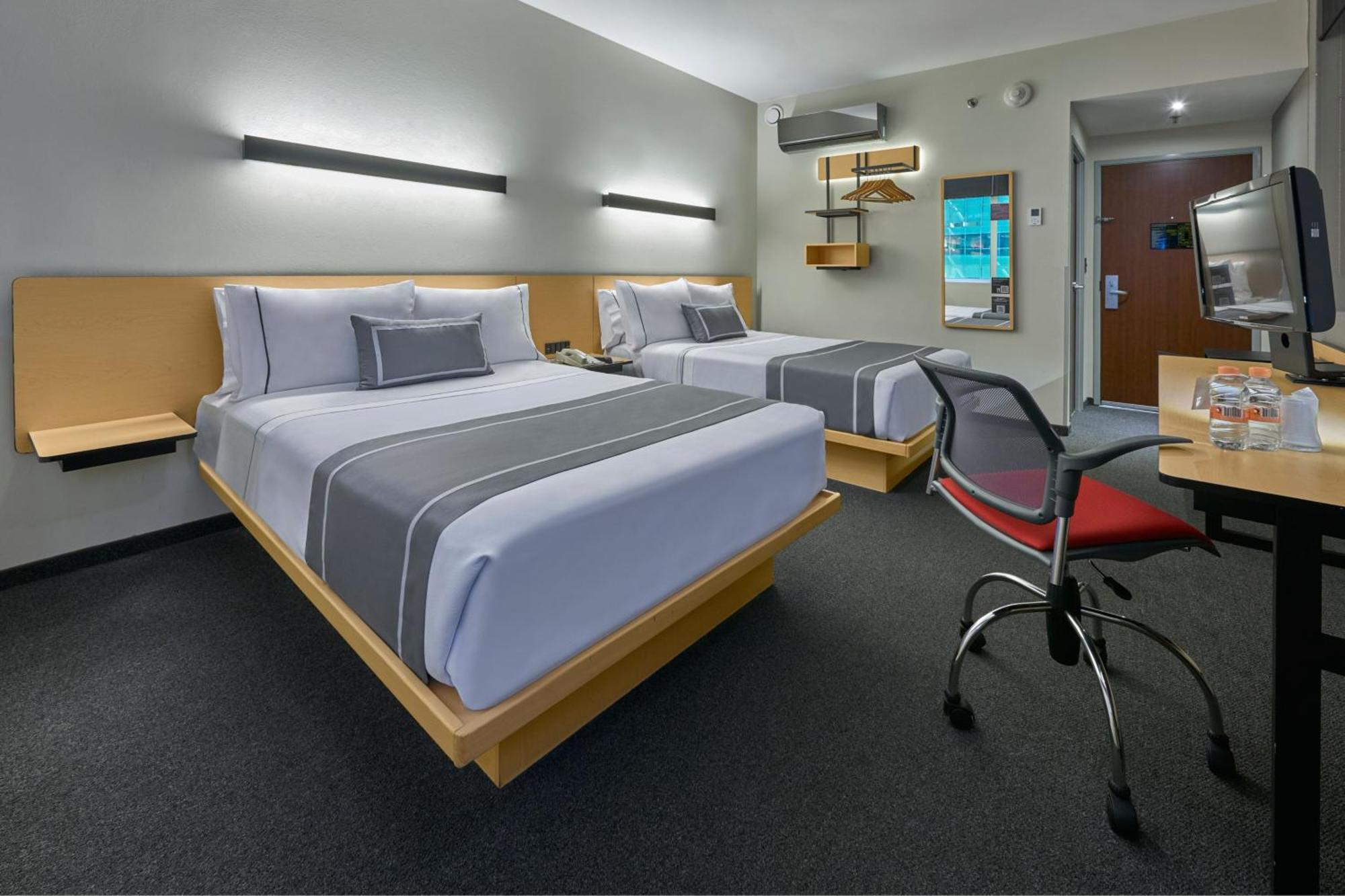 City Express Plus By Marriott Monterrey Nuevo Sur Kültér fotó
